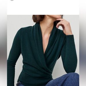 Ann Taylor Elegant Green Women's 100% Cashmere Sweater - Size L